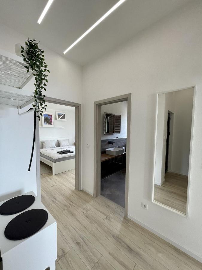 Lambda Holiday Apartments Jesenice (Split-Dalmatia) Exterior foto