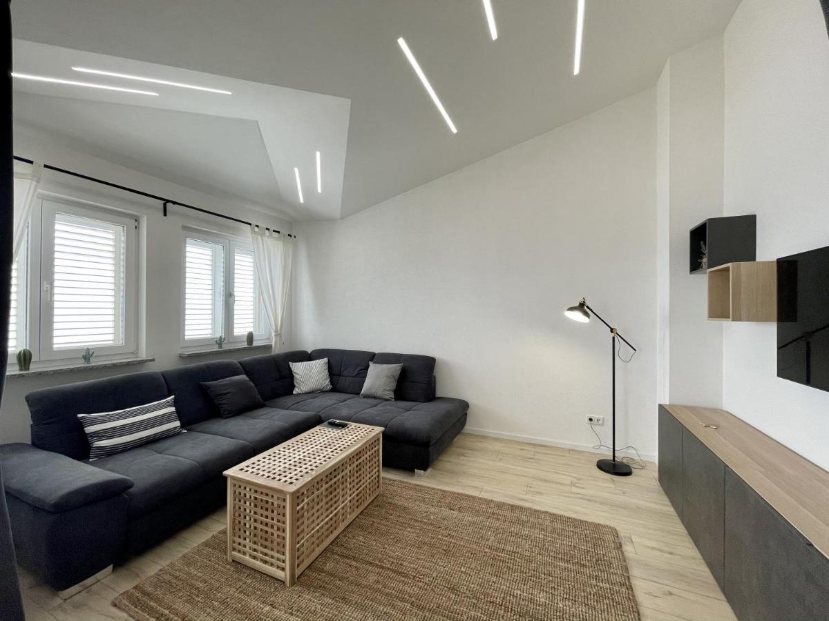 Lambda Holiday Apartments Jesenice (Split-Dalmatia) Exterior foto