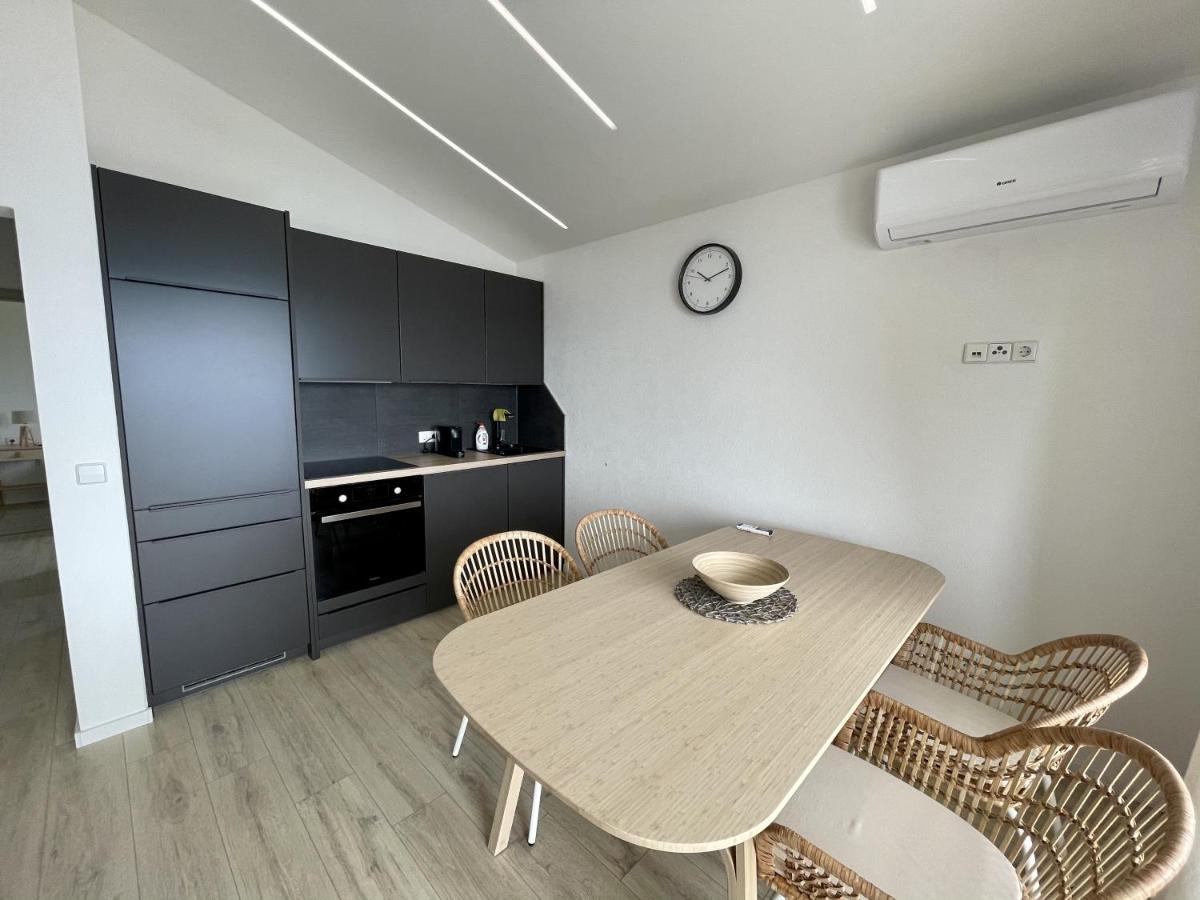 Lambda Holiday Apartments Jesenice (Split-Dalmatia) Exterior foto