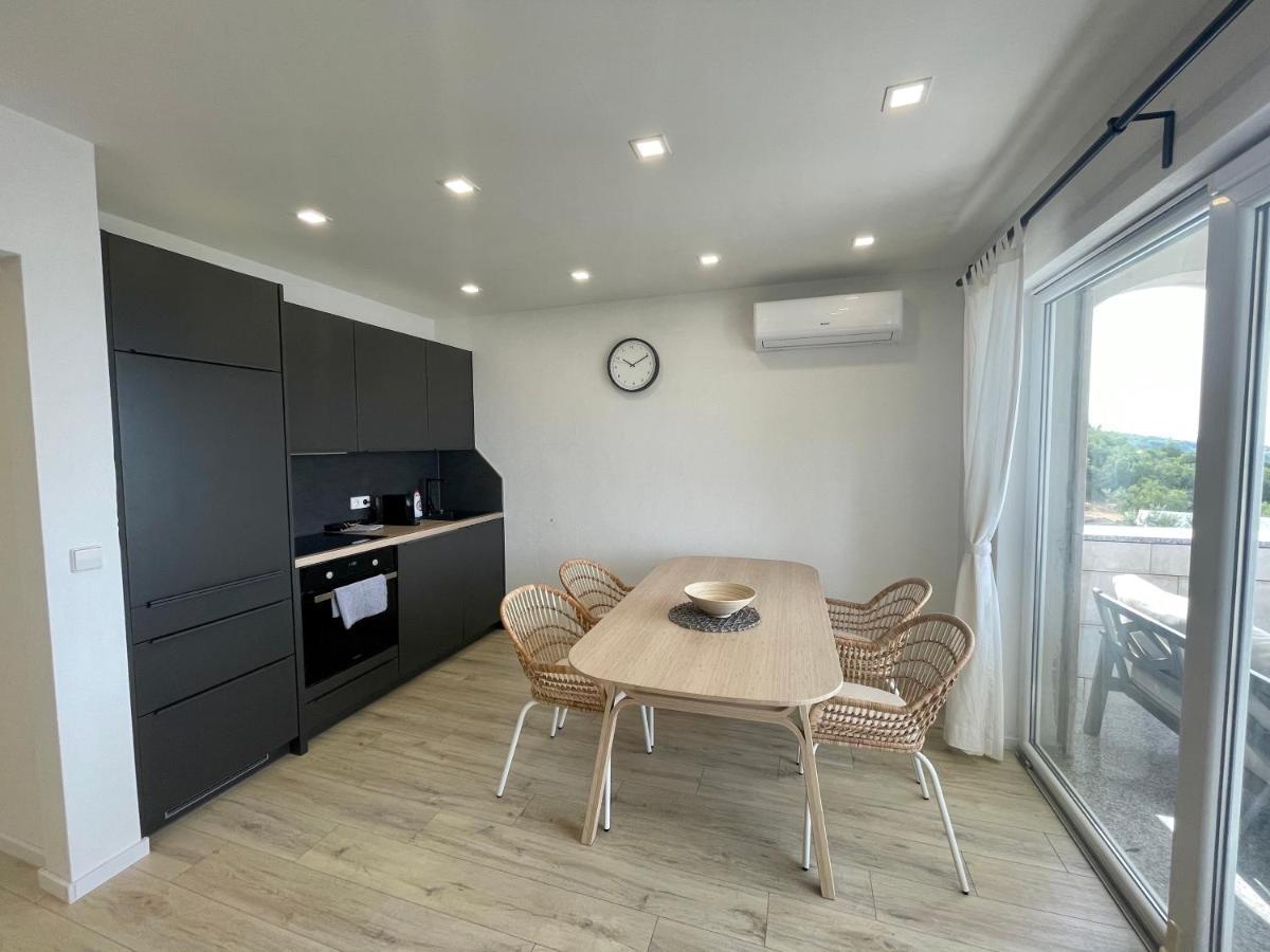 Lambda Holiday Apartments Jesenice (Split-Dalmatia) Exterior foto